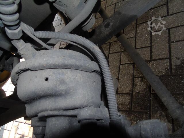 Soğutmalı/dondurulmuş taşıma Volvo FL 14.210 + ATP/FRC + CARRIER + LIFT