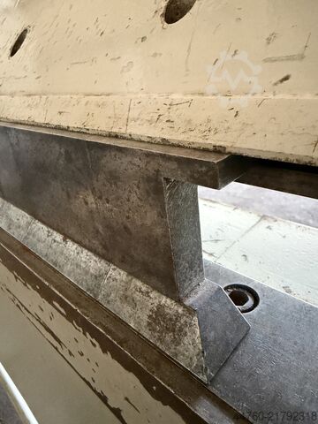 Plegadora de chapa Schröder AKV 2000