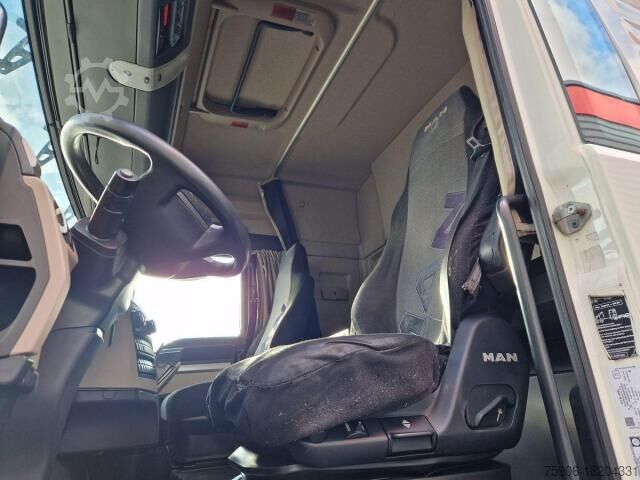 Camion și remorcă MAN TGX 18.420 PORTE CAISSE MOBILE
