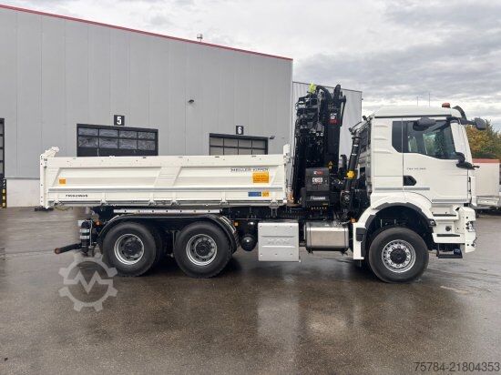 Camion-benne tricar MAN TGS  33.520 6X6 NEU 3-S-KIPPER BORDMATIK HIAB KRAN X-352E HIPRO, MIETKAUF MGL