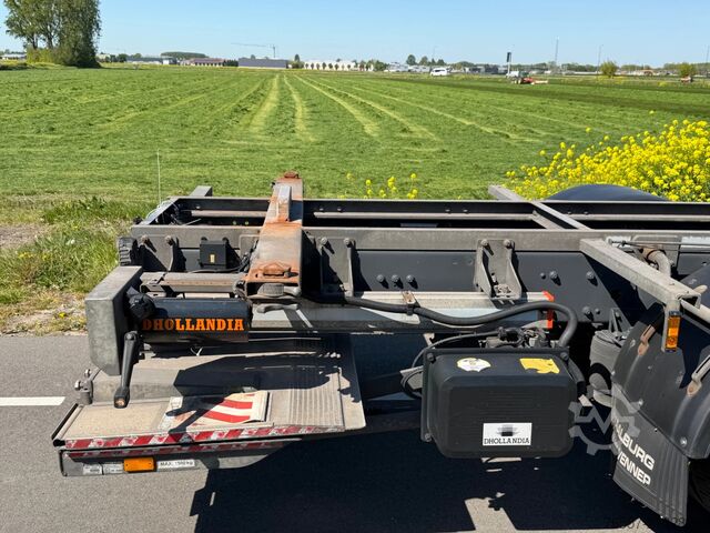 Chassis with cab DAF CF 340 CF440. 19 EURO6. 2019. BDF