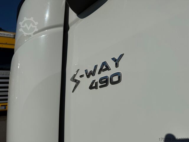 Standard lastbiltrækker Iveco S WAY 490