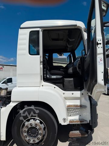 Vrachtwagenchassis MAN TGS 26.320 FG /   6x2   LIFT/LENK NEBENANTRIEB