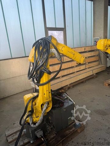 Robô industrial FANUC M20iA , R30iA