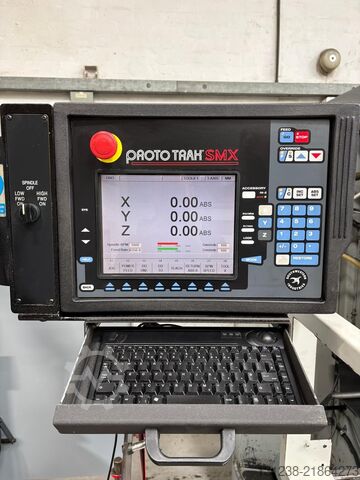 Frezarka narzędziowa XYZ Machine Toosl SMX 5000 3 Axis CNC Bed Milling Mach