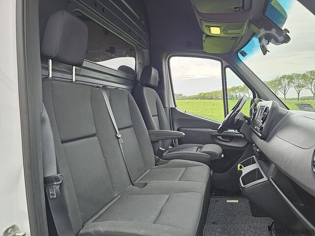 Carrinha de tejadilho alto MERCEDES-BENZ SPRINTER 316 L2H2 Mbux RWD Autom!