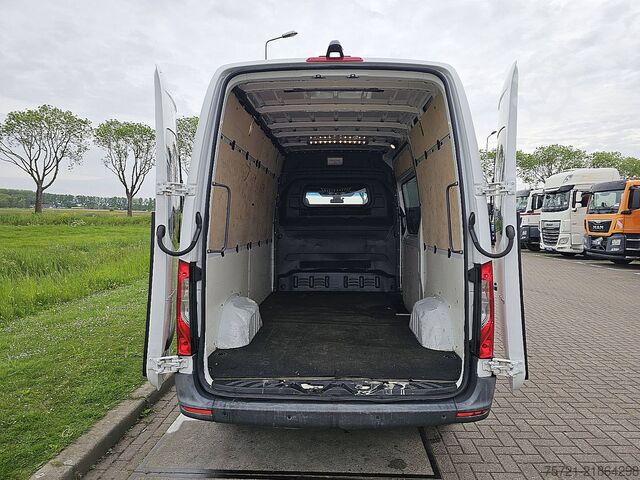 Carrinha de tejadilho alto MERCEDES-BENZ SPRINTER 316 L2H2 Mbux RWD Autom!