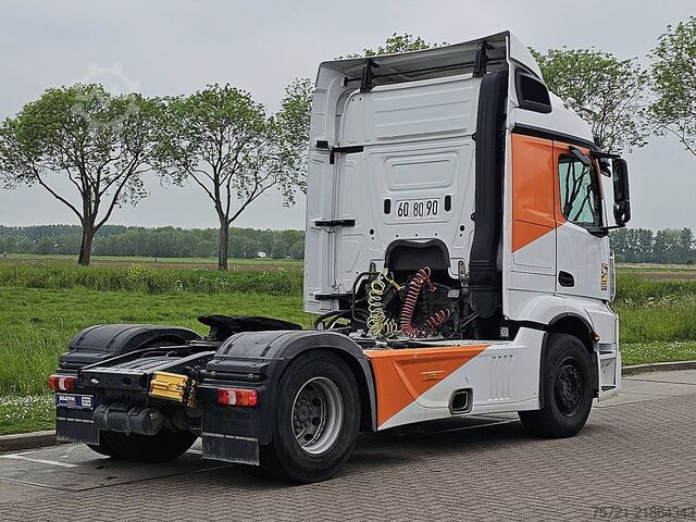 Standard-SZM MERCEDES-BENZ ACTROS 1851 LS Streamspace 2,30