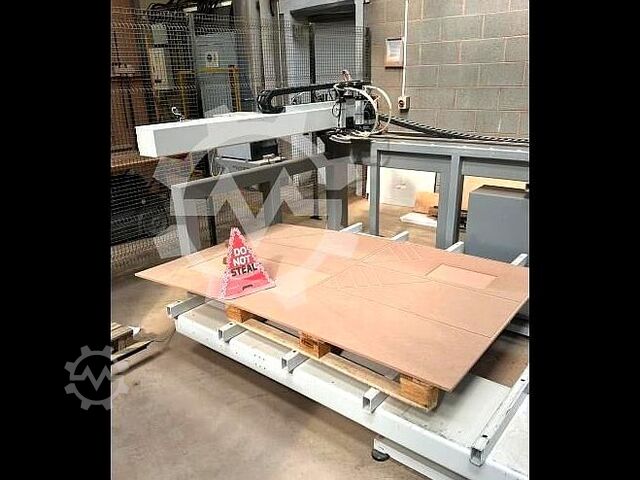 CNC horizontální obráběcí centra Biesse Skill 18.36 G FT 2014 Biesse Skill 18.36 G FT