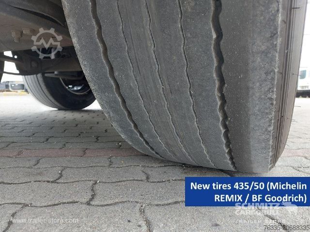 Semirimorchio con telone Schmitz Cargobull Curtainsider Mega