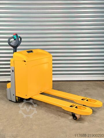 Peão de empilhador baixo Jungheinrich EJE 225 - Service Neu - Batterie 80% - Nur 3.232 Std. - 2,5t
