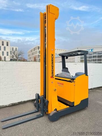 Tolóoszlopos targoncá Jungheinrich ETV 320 - Service Neu - Batterie 82% - 11.51M Hub -2t