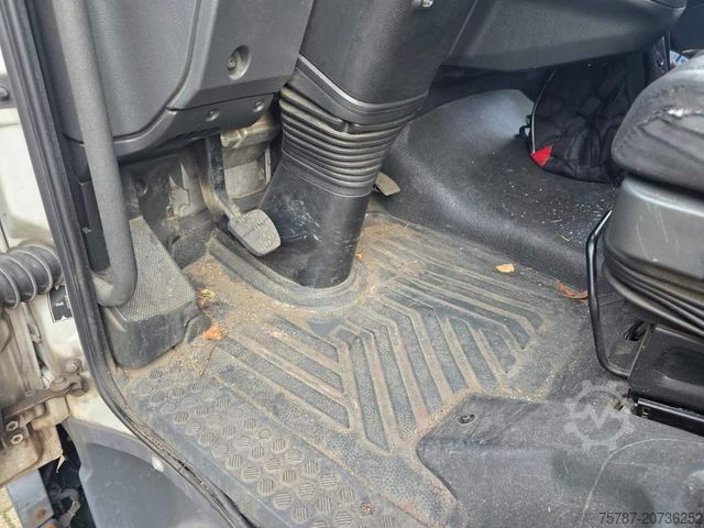 Boxvogn MERCEDES-BENZ 816 Koffer, Ladebordwand, viel in 2025 repariert