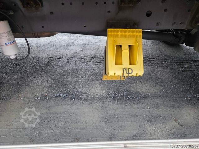 Gardinsided kassevogn DAF LF 170 Gardine, wie neu, nur 82 TKM Original !