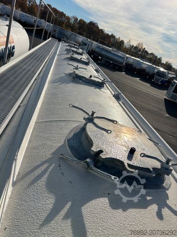 Silo semitrailer FELDBINDER KIP 60.3 E-Hydraulik