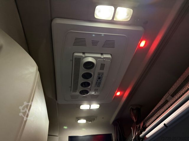 Volume tractor unit DAF XF 480 SSC/Intarder/Lowliner/2xTank/Navi/TV