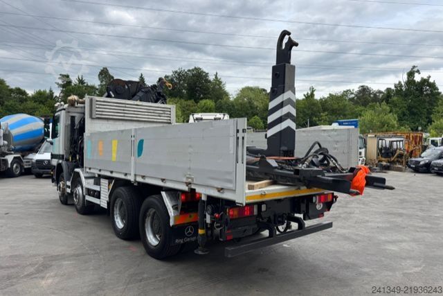 Żuraw samochodowy MERCEDES-BENZ Actros 3248 8x4 Hiab 477-6 SWS Kran/Haken