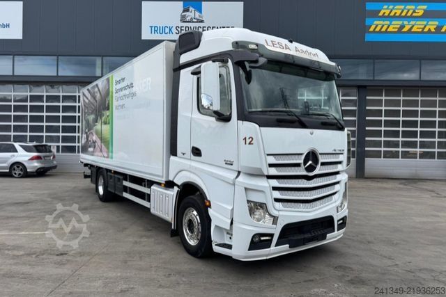 Camion à usage spécial MERCEDES-BENZ Actros 1842 mit Seitenöffnung und Kran