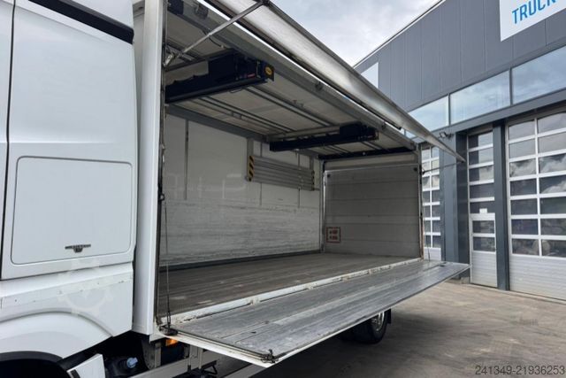 Camion à usage spécial MERCEDES-BENZ Actros 1842 mit Seitenöffnung und Kran