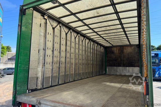 Samochód do zadań specjalnych SCANIA P340 4x2 Getränkeaufbau