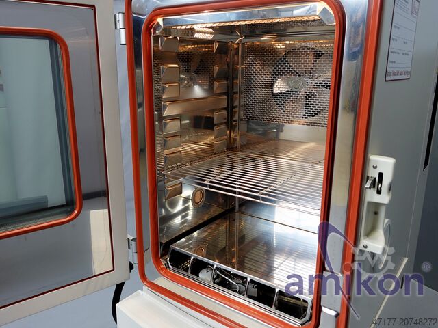 Climate test chamber 190 liters Vötsch VC³ 7018 -70°C bis +180°C