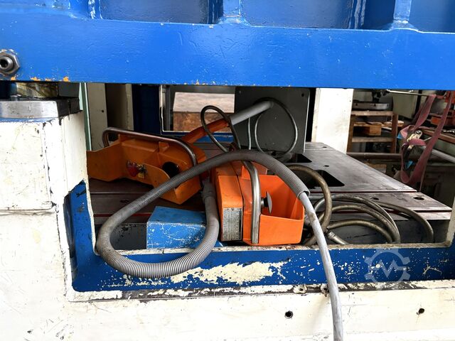 Presse hydraulique Hans Schoen SH/LF100