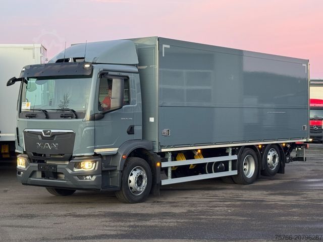 Vrachtwagen met bakwagen MAN TGM 26.320 L / LBW / LENKACHSE / 18 PAL