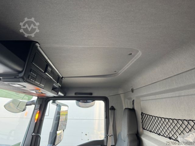 Vrachtwagen met bakwagen MAN TGM 26.320 L / LBW / LENKACHSE / 18 PAL