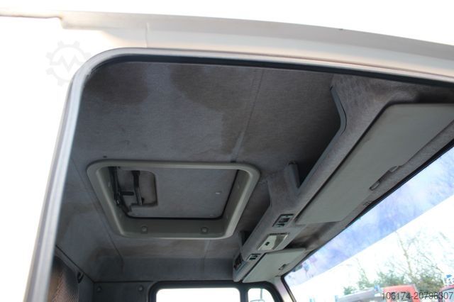 Kiepwagen bestelauto MAN 8.163 BL City Abroller L2000