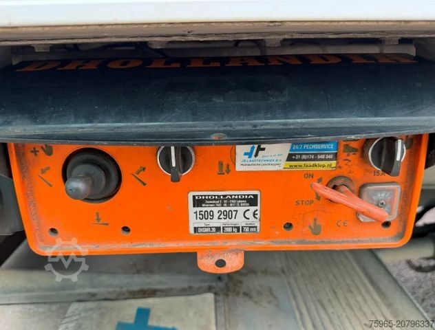 Koeloplegger SCHMITZ CARGOBULL SKO24 THERMO KING SL200e 265 CM HIGH FLOWER WIDE