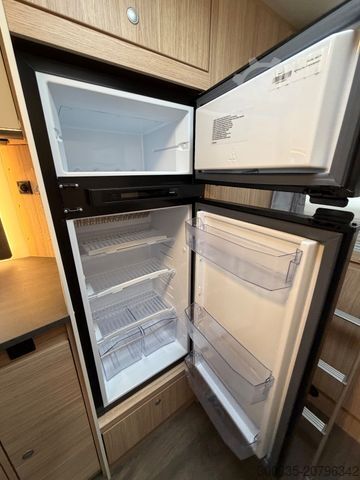 Alkoof camper SUNLIGHT A 70 + Markise + Navi + Kamera + gr. Kühlschrank