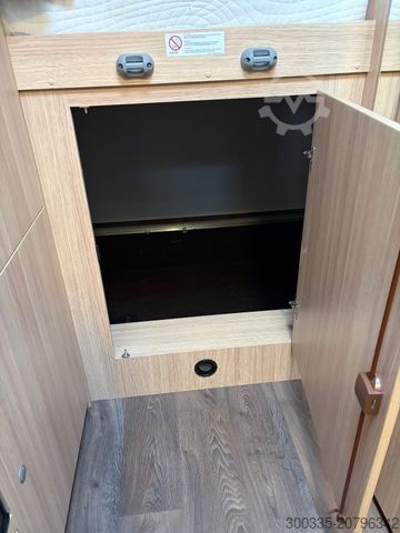 Alkoof camper SUNLIGHT A 70 + Markise + Navi + Kamera + gr. Kühlschrank