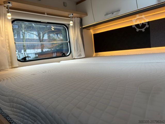 Alkoof camper SUNLIGHT A 70 + Markise + Navi + Kamera + gr. Kühlschrank