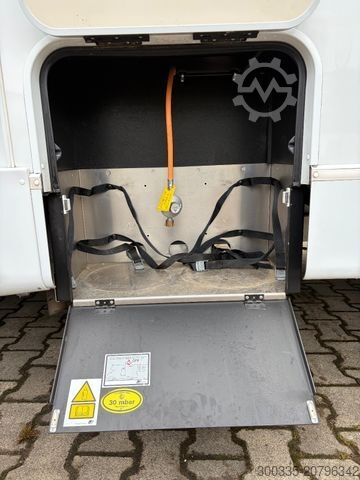 Alkoof camper SUNLIGHT A 70 + Markise + Navi + Kamera + gr. Kühlschrank