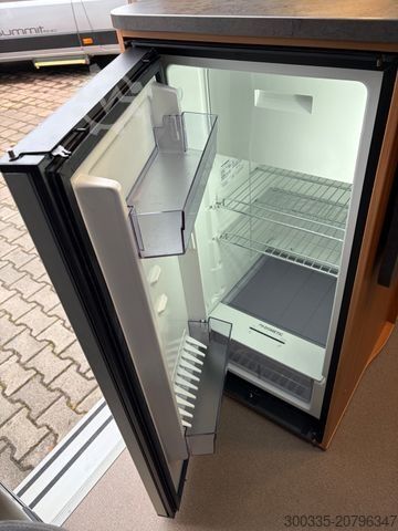 Camper van PÖSSL Summit 600 Plus - Markise, Solar, Kamera uvm.