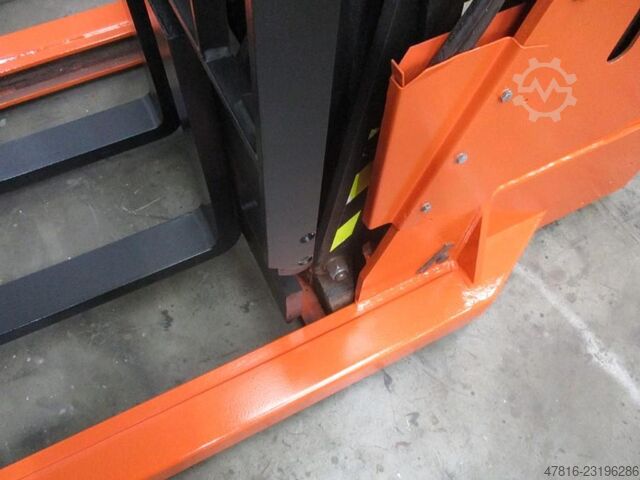 2015 TOYOTA BT RWE120 - 2920 BT RWE120