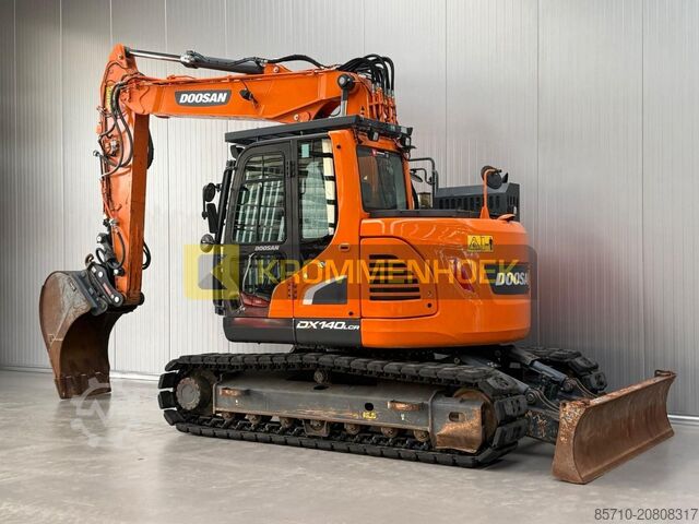 Pásový bagr Doosan DX 140 LCR-5 Oilquick
