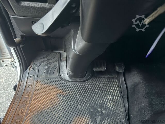 Valníkový nákladní automobil s plachtou IVECO ML 140 E 25 P