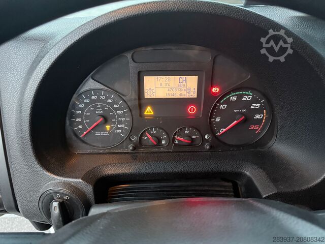 Valníkový nákladní automobil s plachtou IVECO ML 140 E 25 P