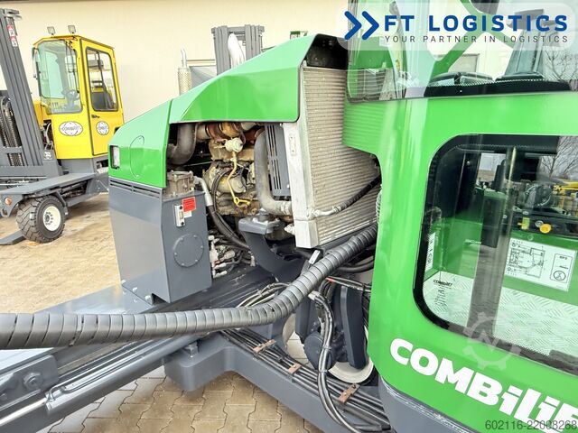 Carrello elevatore a 4 direzioni Combilift C4500 DIESEL TRIPLEX 4900 FREE LIFT