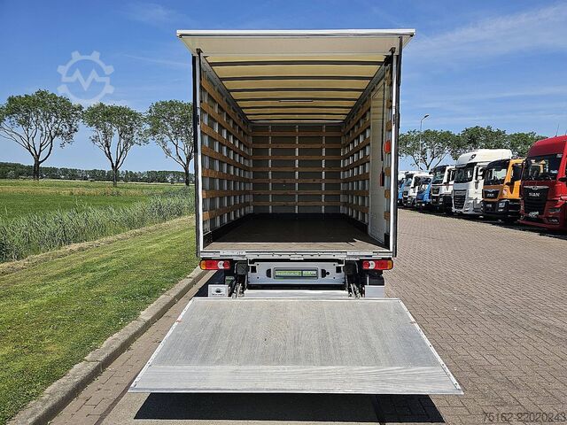 Mala VOLKSWAGEN CRAFTER 35 2.0 Bakwagen Laadklep!