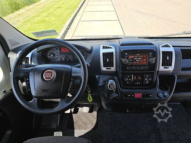 Camioneta familiar de techo alto FIAT DUCATO 30 2.3 MJ full clima EURO6
