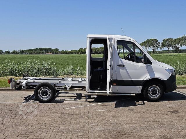 Châssis avec cabine MERCEDES-BENZ SPRINTER 311 ac DC EURO6