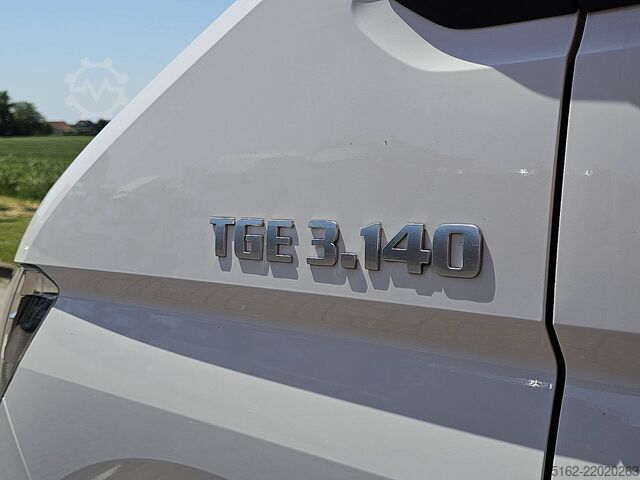 Camioneta familiar de techo alto M.A.N. TGE 3.140 L5H3 Extralang Nieuw