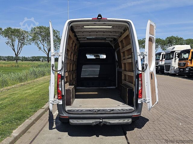 Camioneta familiar de techo alto MERCEDES-BENZ SPRINTER 314 L2H2 Mbux10 + Navi!