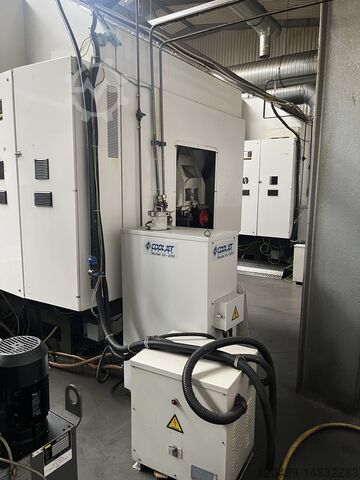 Machining center-vertical, 3 axes KIA HI-Center V50D