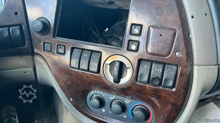 DAF XF 105.410 (BUEN ESTADO / LIMPIO / EN BUENAS CONDICIONES) EL25664 DAF XF 105.410 (BONNE ETAT / PROPRE / GOOD CONDITION)