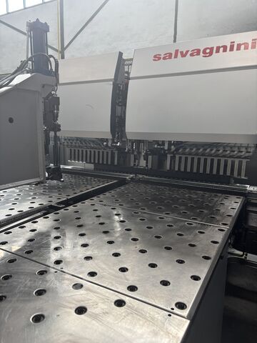 Plaatbewerkingcentrum Salvagnini P4