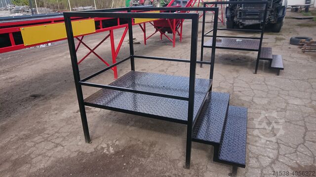 New open Sorting line. 6 working places. ProSort