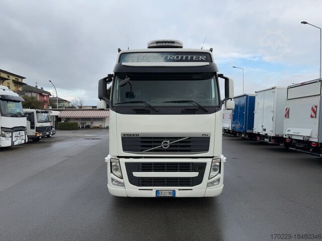 Vrachtwagen met kraan VOLVO FH 12.420